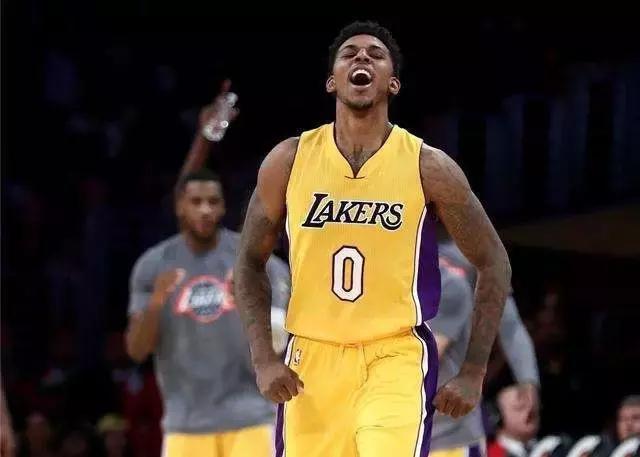 西奥续约进 西奥续约进